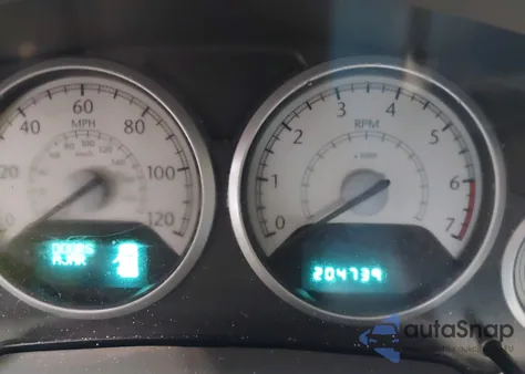 2008 Chrysler Town & Country Touring from USA, damaged, VIN 2A8HR54PX8R684496